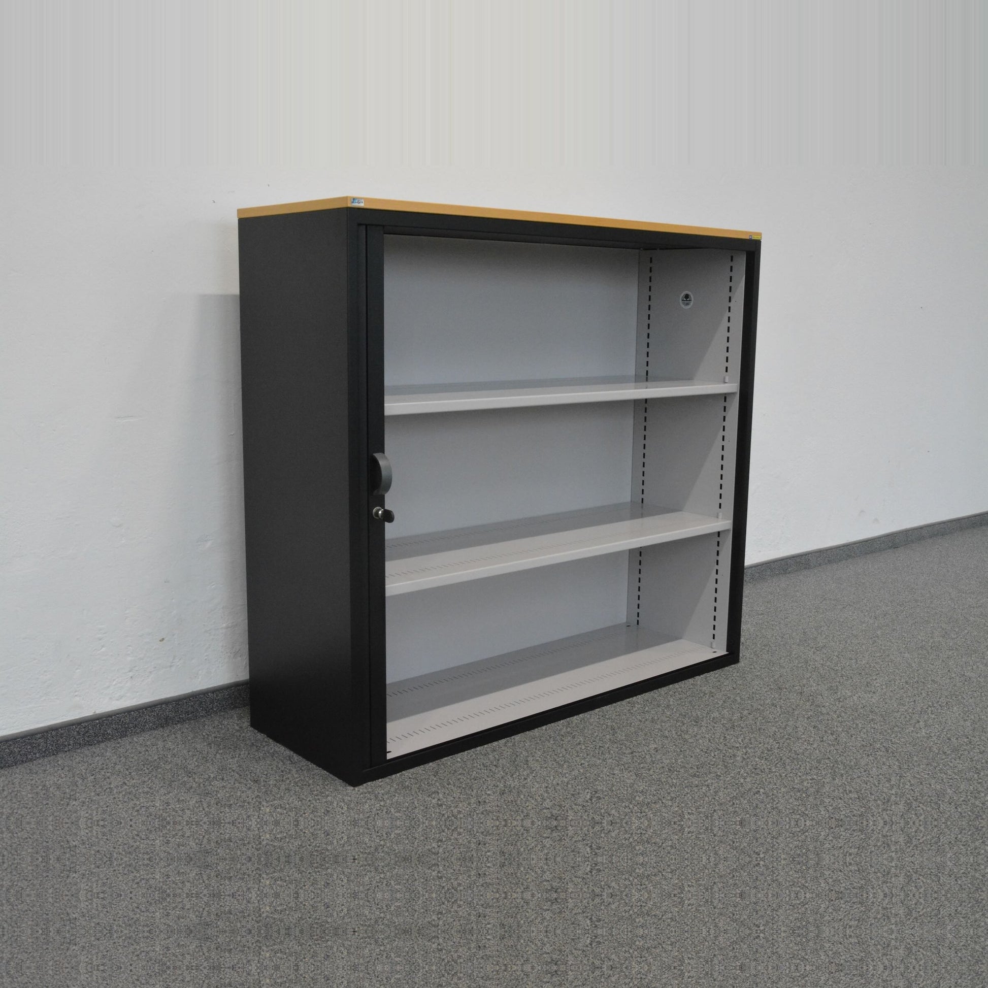 Lista Office Storage Lateralschrank 1200mm breit