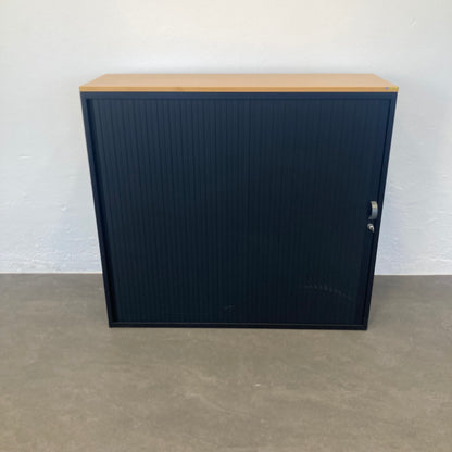 Lista Office Storage Lateralschrank Schwarz mit Buchendeckblatt - 6035905