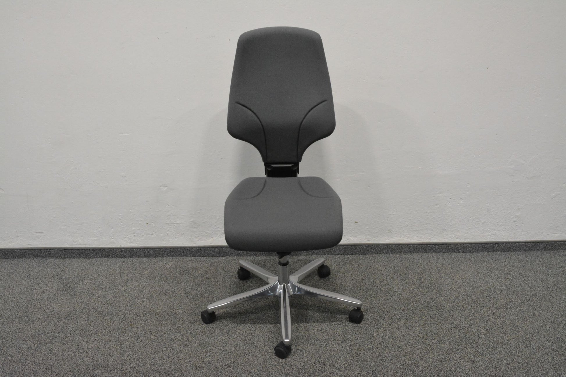Giroflex G64 Bürodrehstuhl Stoffbezug Anthrazit