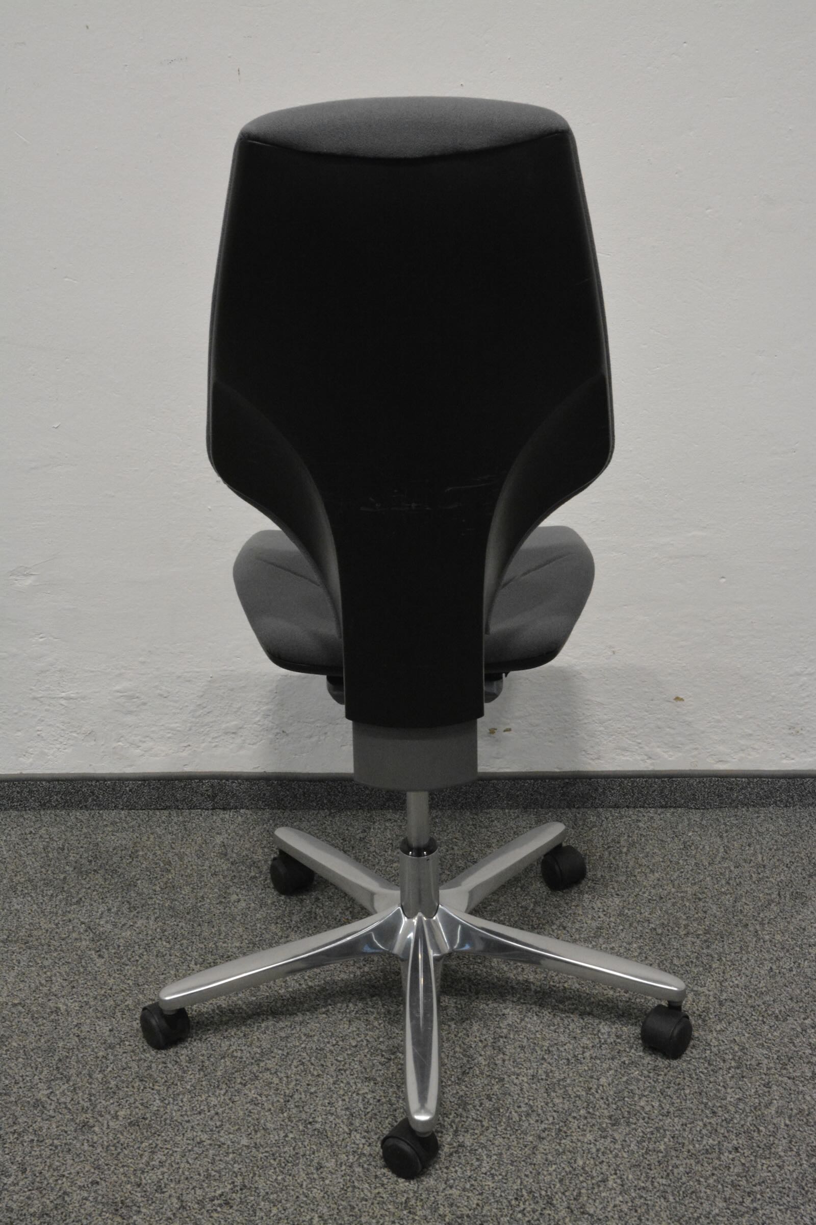 Giroflex G64 Bürodrehstuhl mit Höhenlift