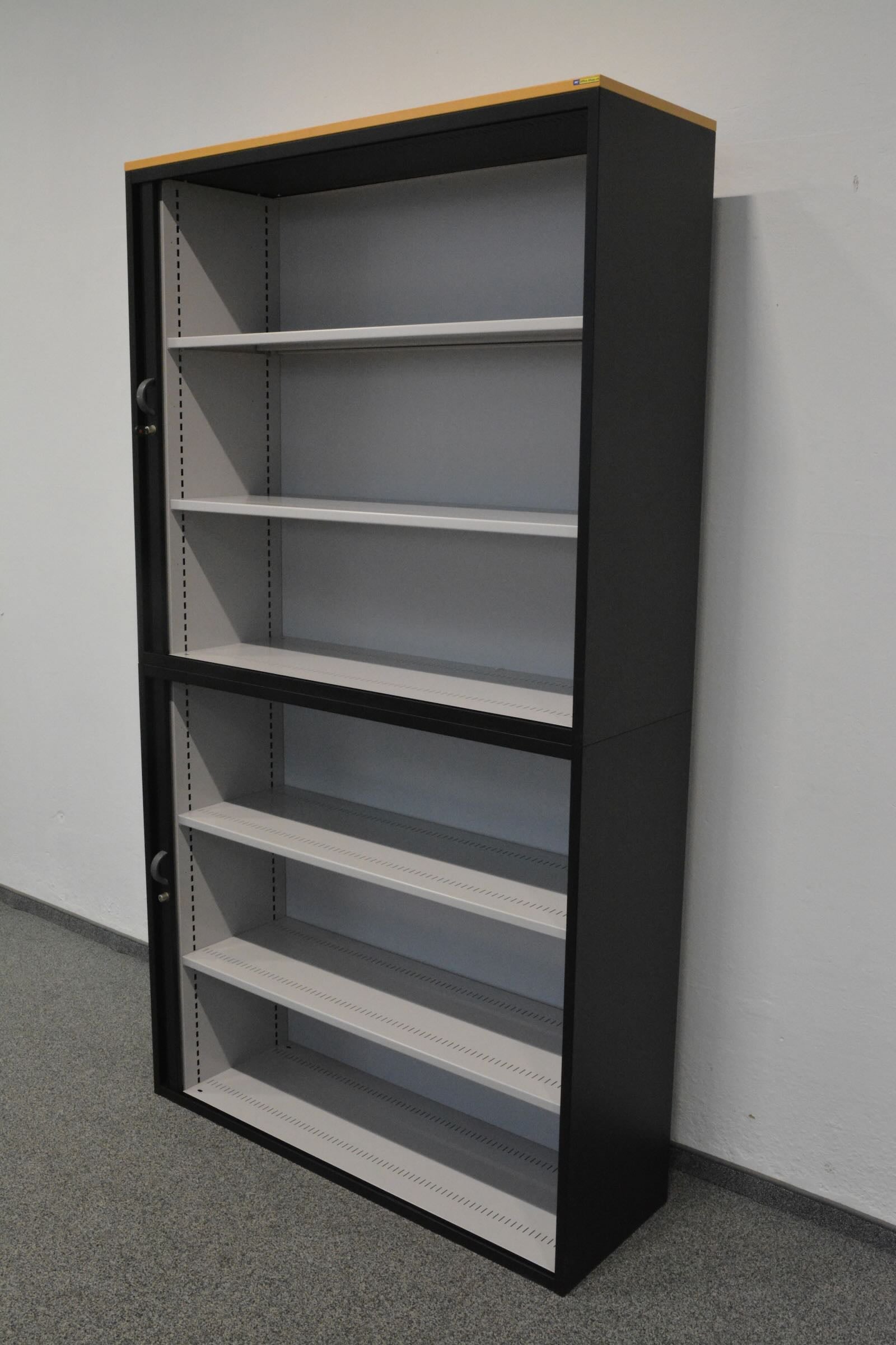 Lista Office Storage Lateralschrank 1200mm breit