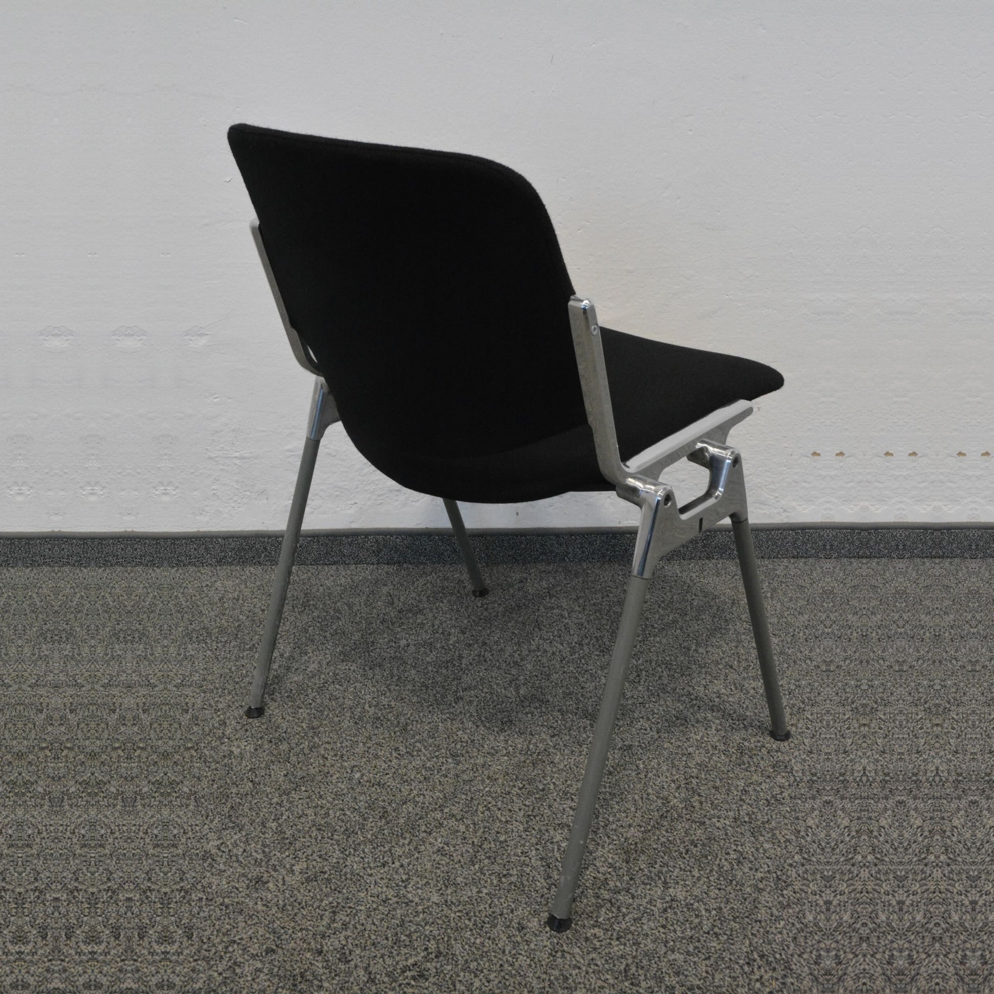 Castelli Piretti Sitzungsstuhl mit Rückenlehne