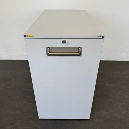 Sitag Apothekerschrank Spanplatte weiss geschlossen von vorne - 6036185