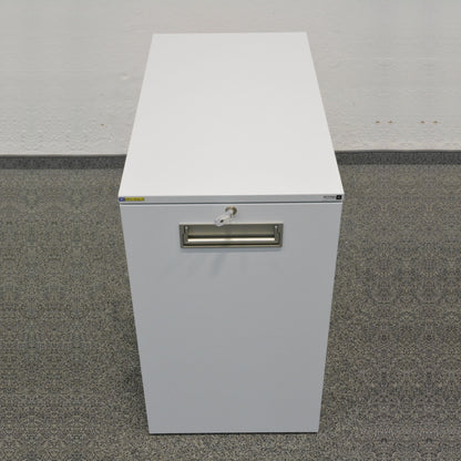Sitag Apothekerschrank Spanplatte weiss geschlossen von vorne - 6036199