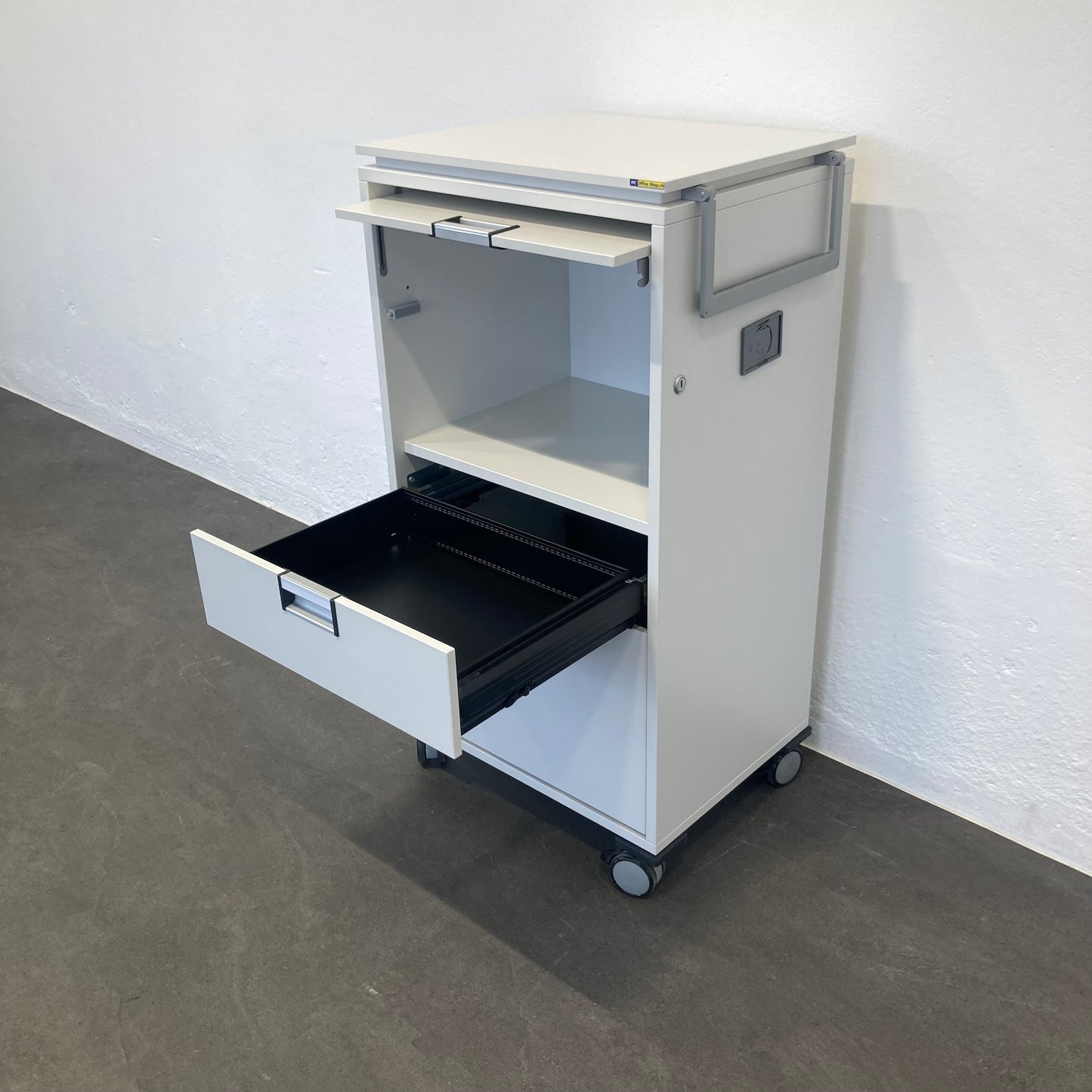 Steelcase Moby Roll-Caddy mit Breitschublade A6 offen - 6036280