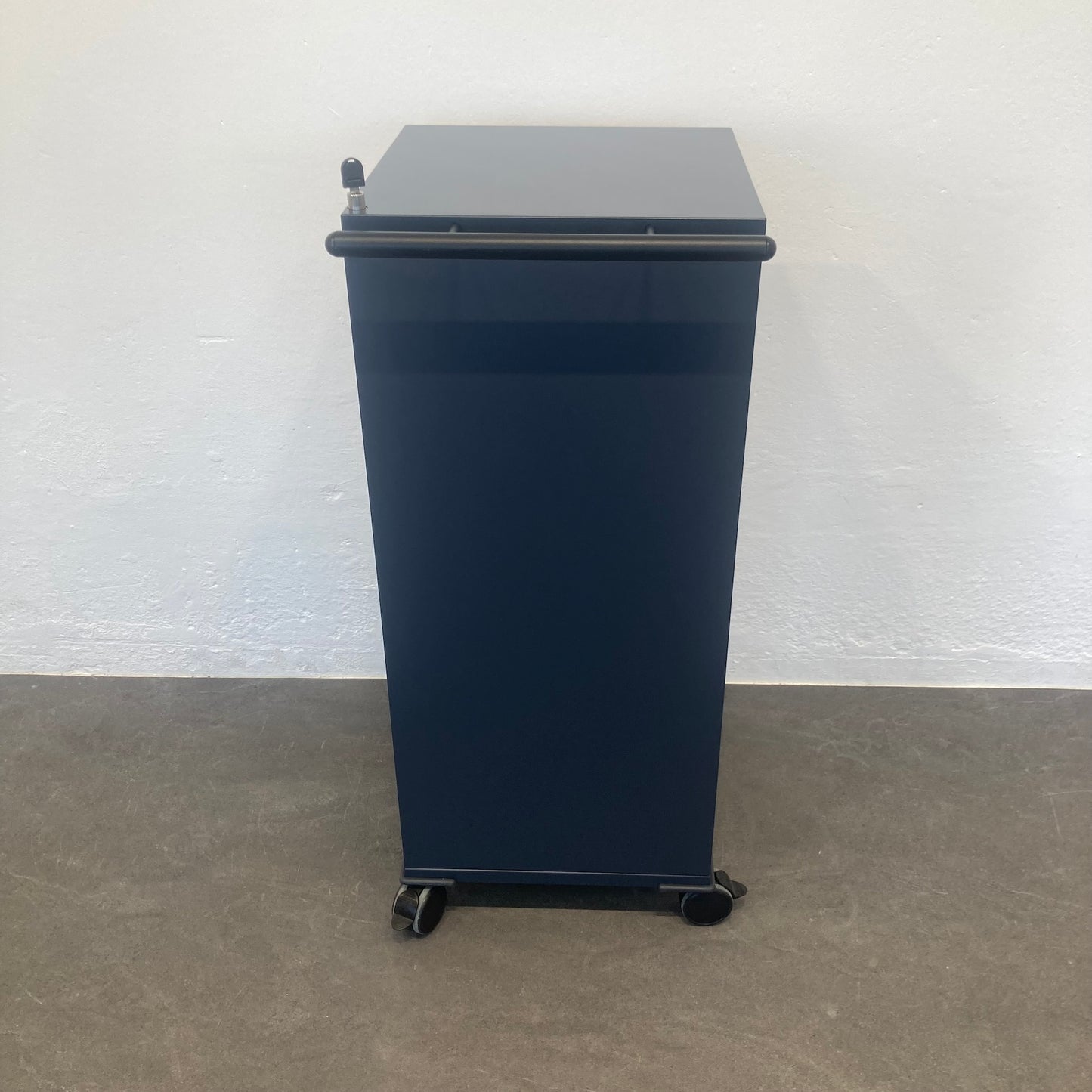 Novex LC2 Roll-Caddy seitliche Ansicht - 6036361