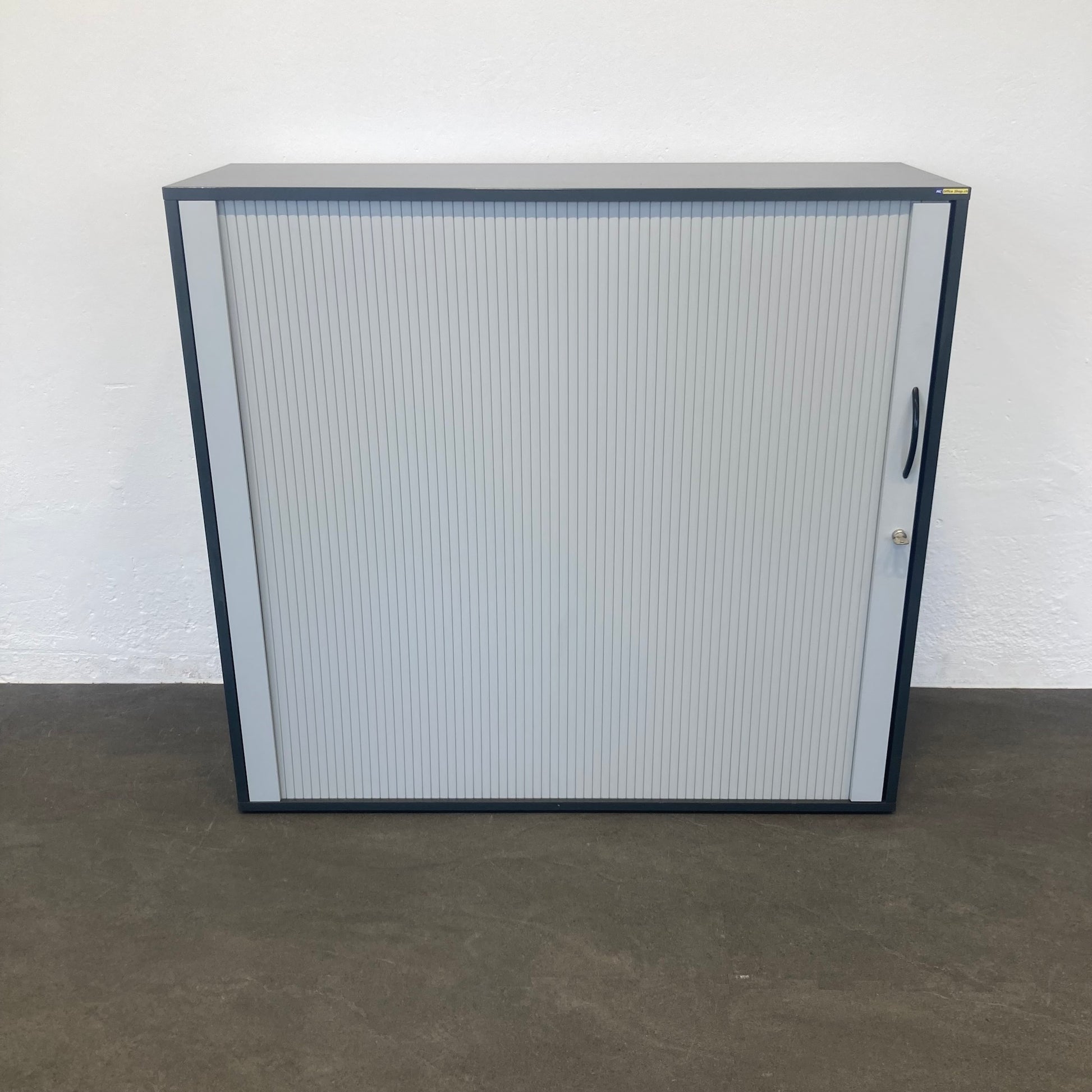 Elan Euroffice Lateralschrank aus Spanplatte Anthrazit und Lichtgrau - 6036398