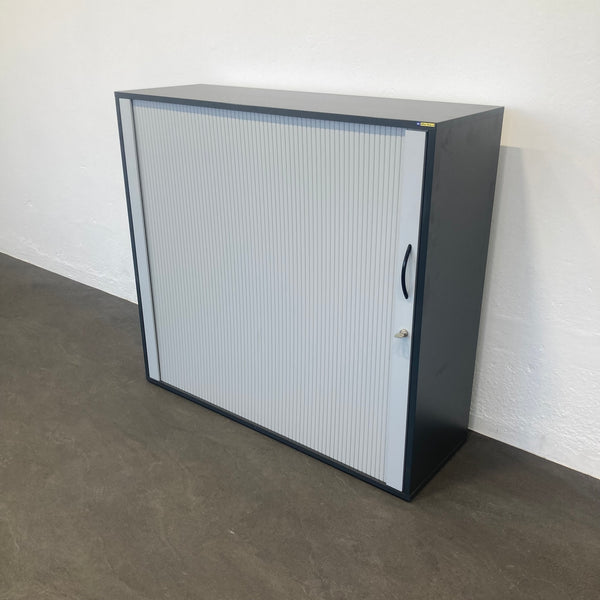 Elan Euroffice Lateralschrank 3-OH 1200mm mit Kunststoffrolladen mit Schlüssel