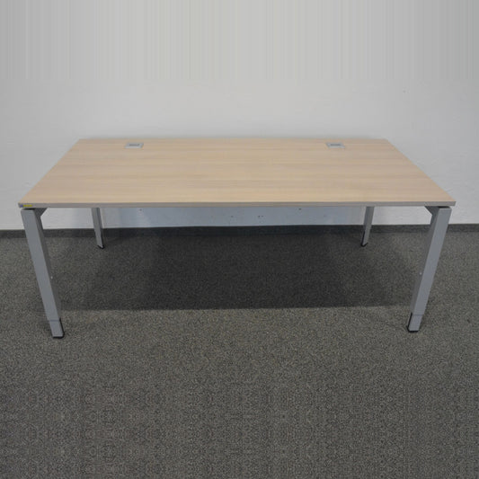 Steelcase Frame One Schreibtisch Spanplatte Akaziendekor