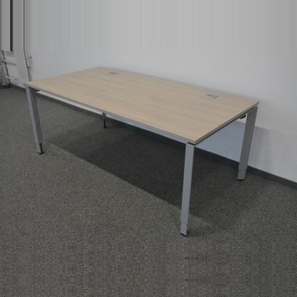 Steelcase Frame One Schreibtisch mechanisch höhenverstellbar von 680-760mm - 6036520