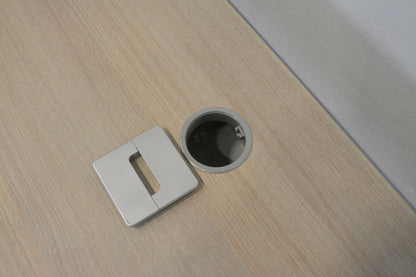 Steelcase Frame One Schreibtisch Detailfoto Kabelklappe - 6036520