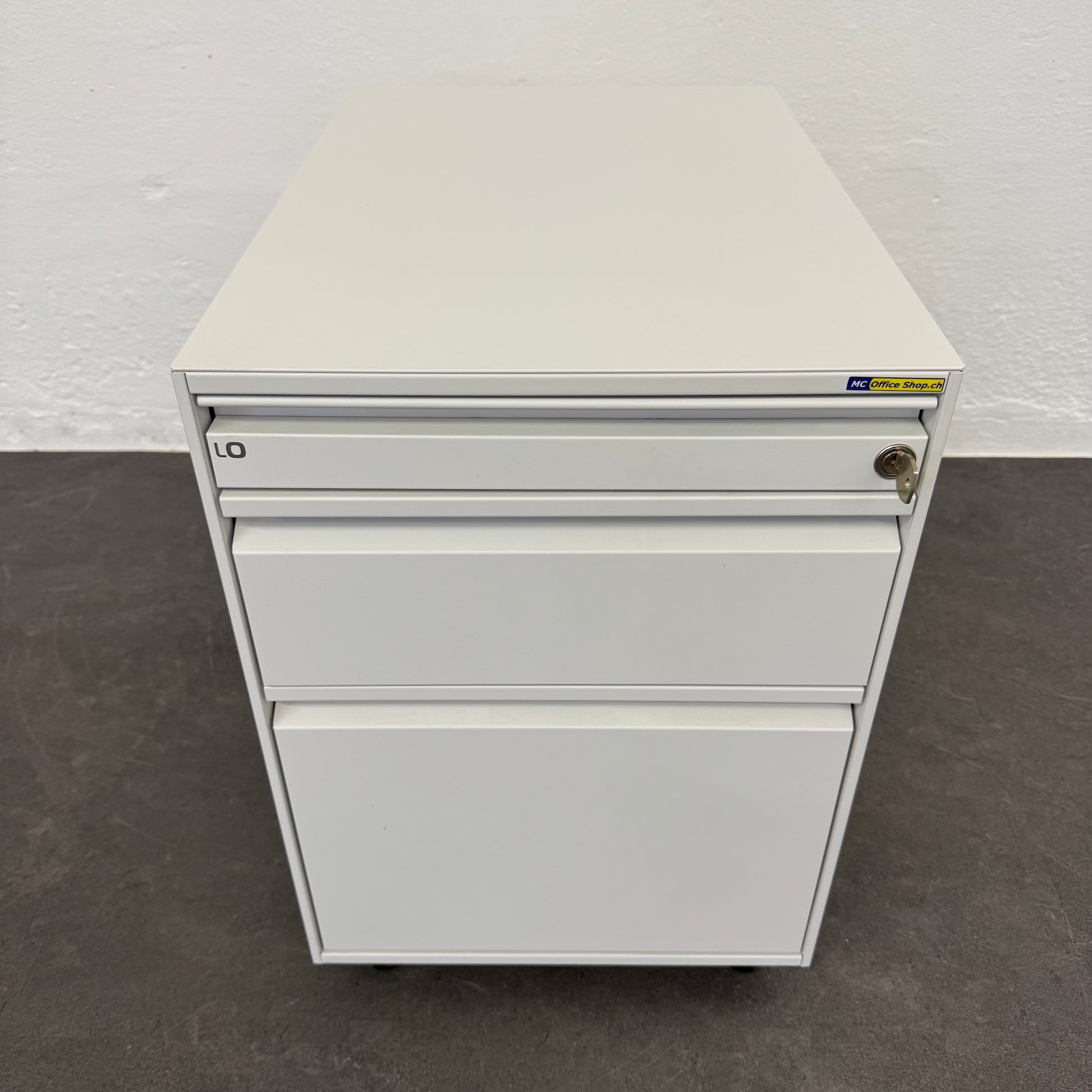 Lista Office LO Serie L2 Roll-Korpus in Verkehrsweiss