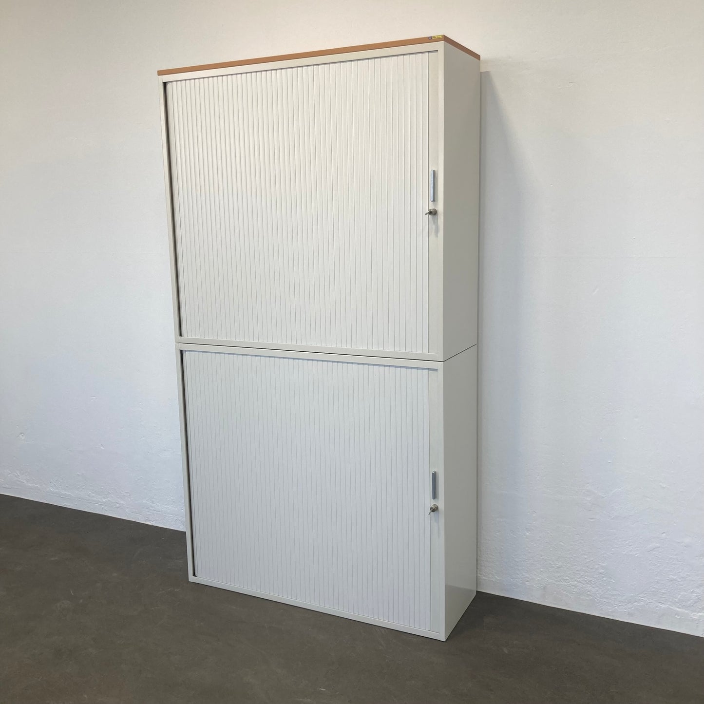 Lista Office LO Storage Lateralschrank mit je 2 Schlüsseln - 6036547