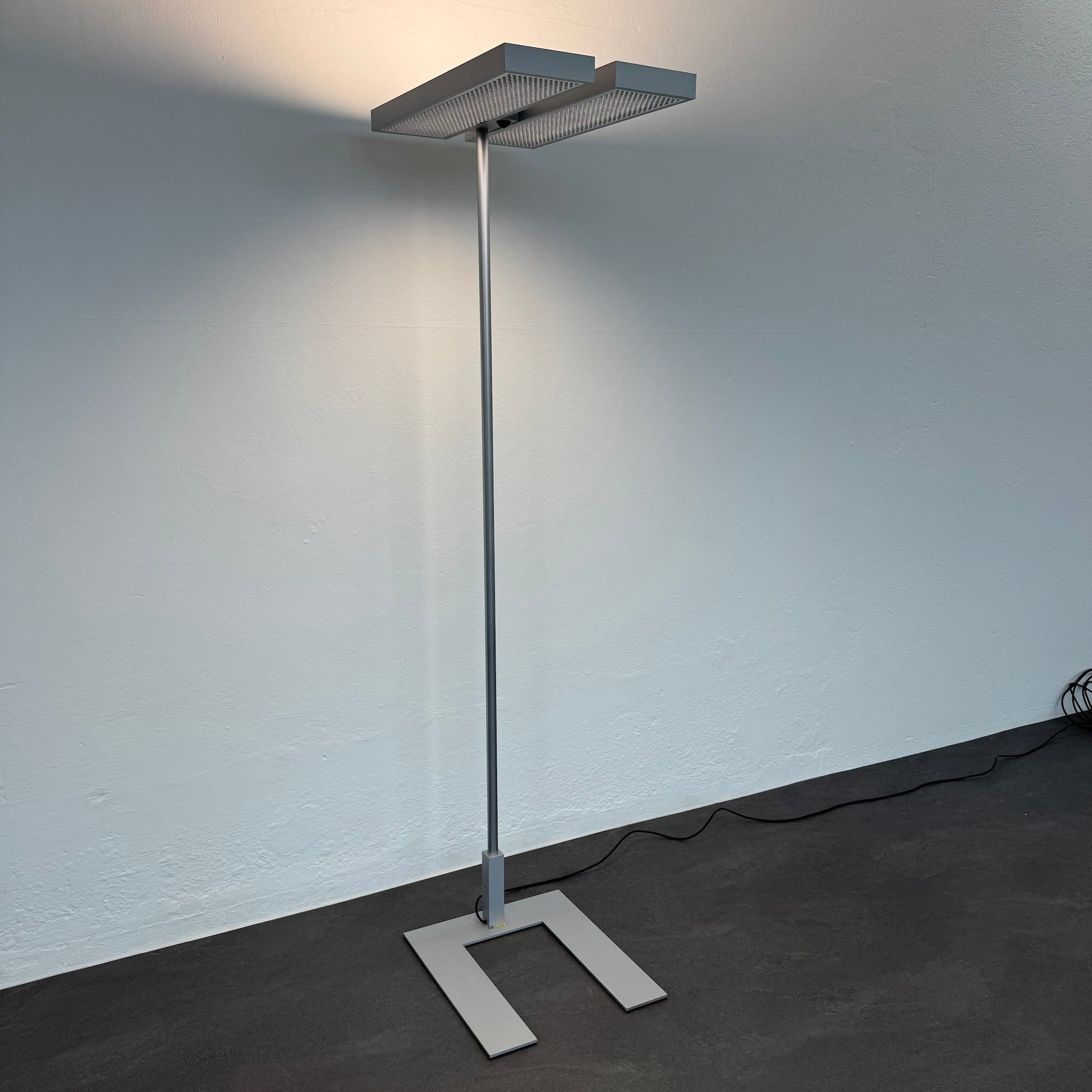 Regent Level Indirekt-/Direktleuchte mit 4x55 Watt - 6036583