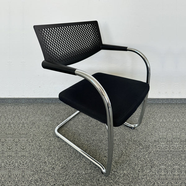 Vitra Visavis 2 Freischwinger - stapelbar - Schwarz - mit Gleiter