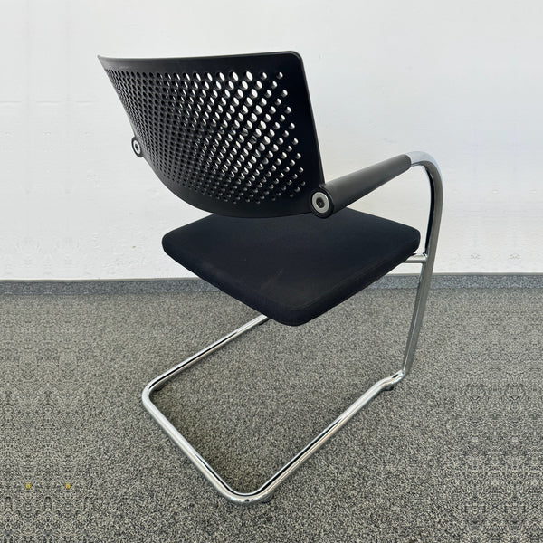 Vitra Visavis 2 Freischwinger - stapelbar - Schwarz - mit Gleiter