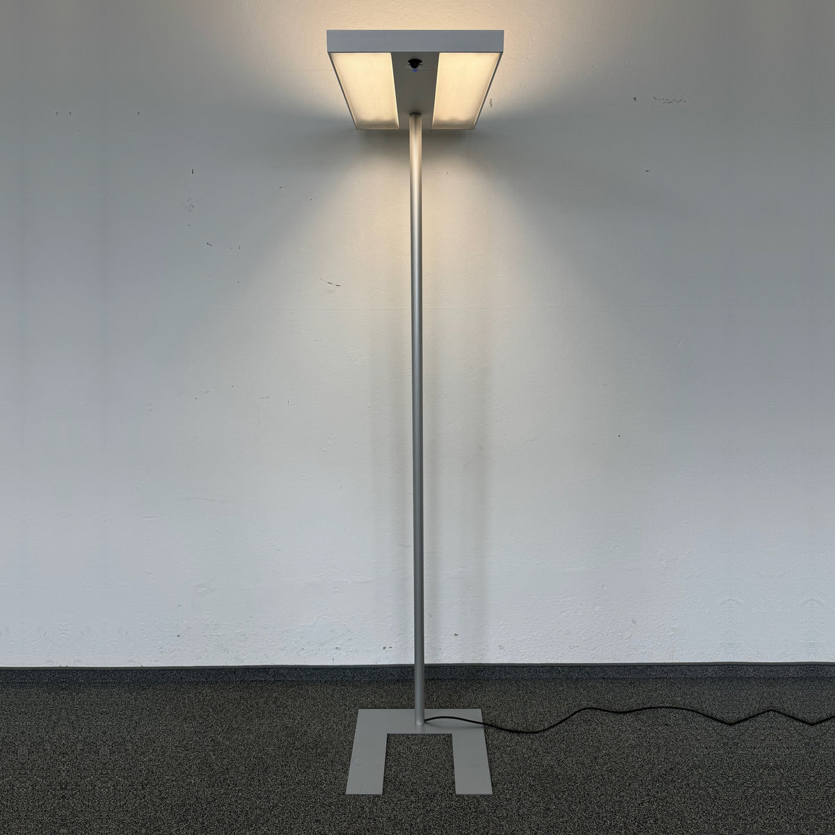 Alteme EcoP Indirekt-/Direktleuchte 4 x 28 Watt