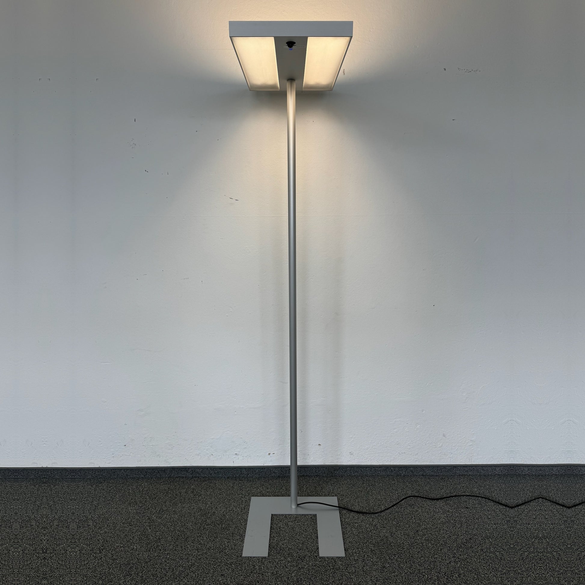 Alteme EcoP Indirekt-/Direktleuchte 4 x 28 Watt