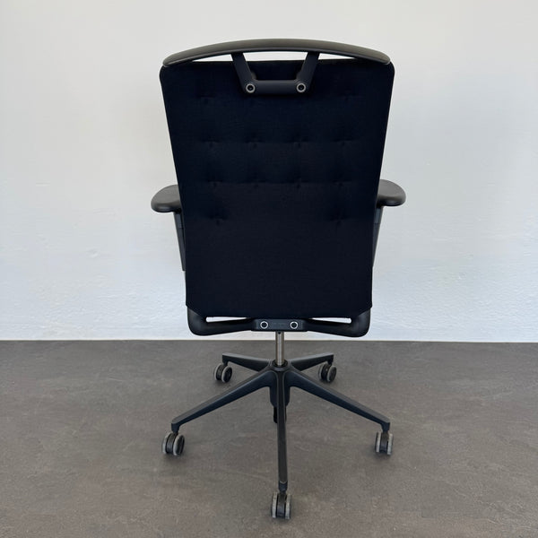 Vitra ID Trim Bürodrehstuhl mit Armlehnen