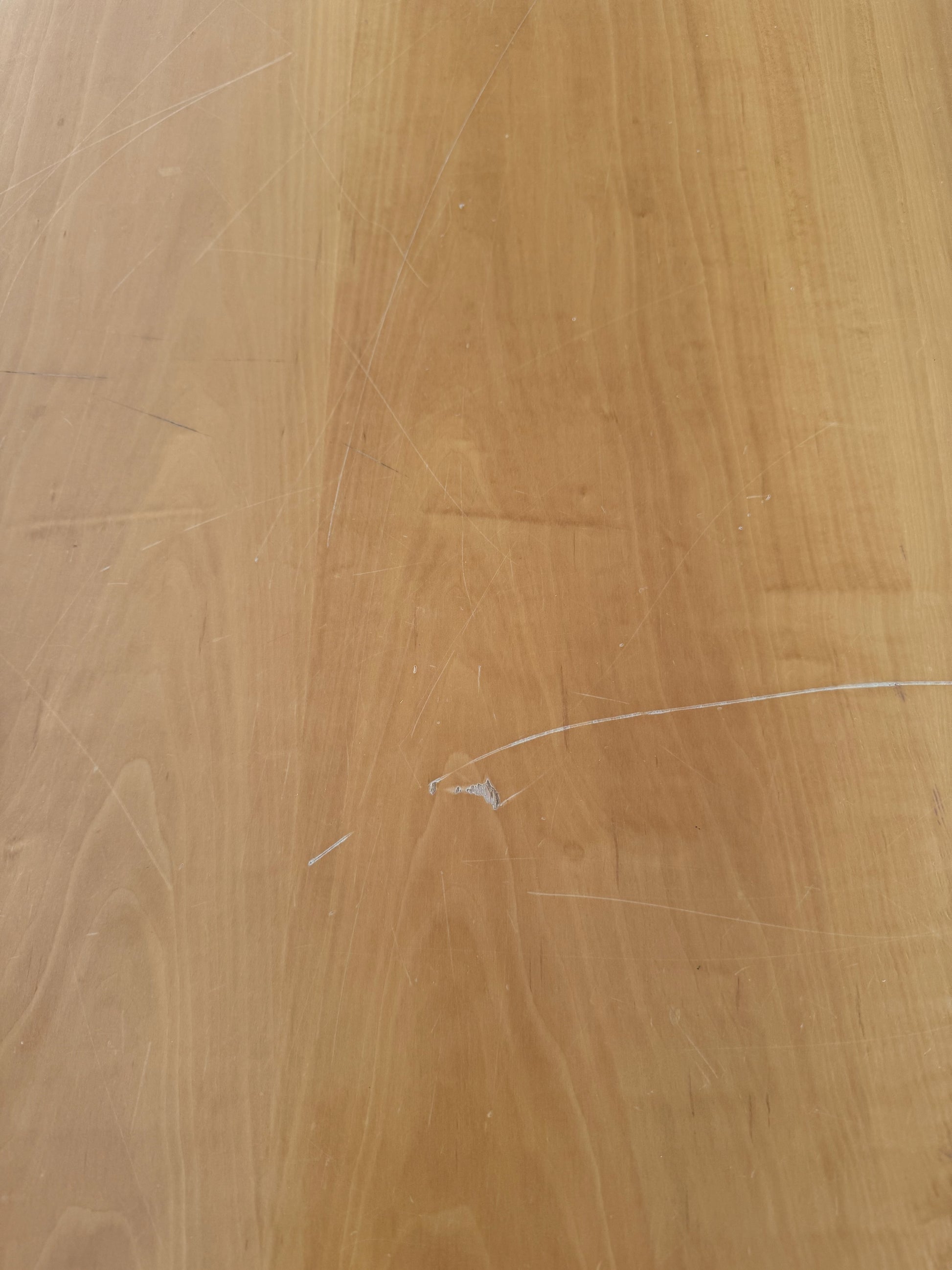 Ergodata Multi Desk Rondo Schreibtisch Detailfoto Tischplatte