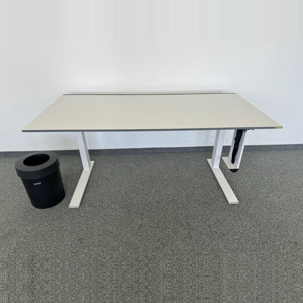 Lista Office LO Extend Schreibtisch 1600x800 mm mit Zubehör