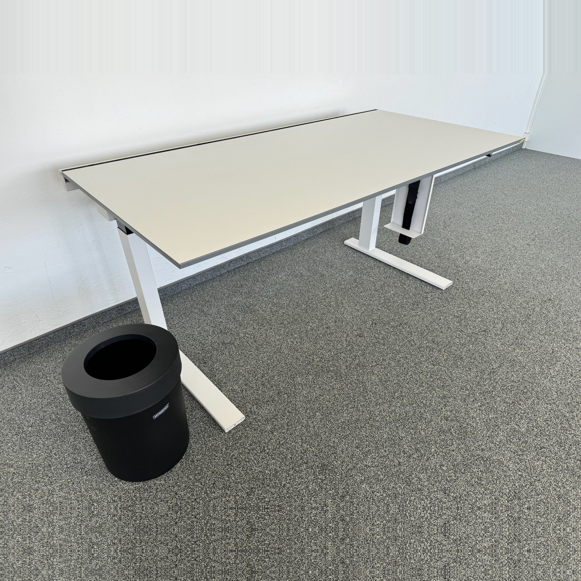Lista Office LO Extend Schreibtisch 1600x800mm