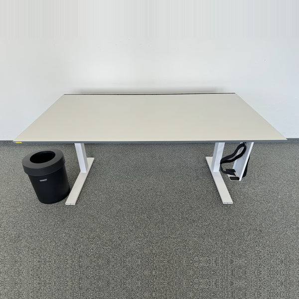 Lista Office LO Extend Schreibtisch mit Zubehör