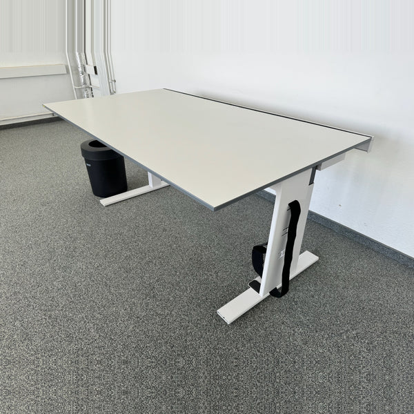 Lista Office LO Extend Schreibtisch 1600x900 mm mit Zubehör