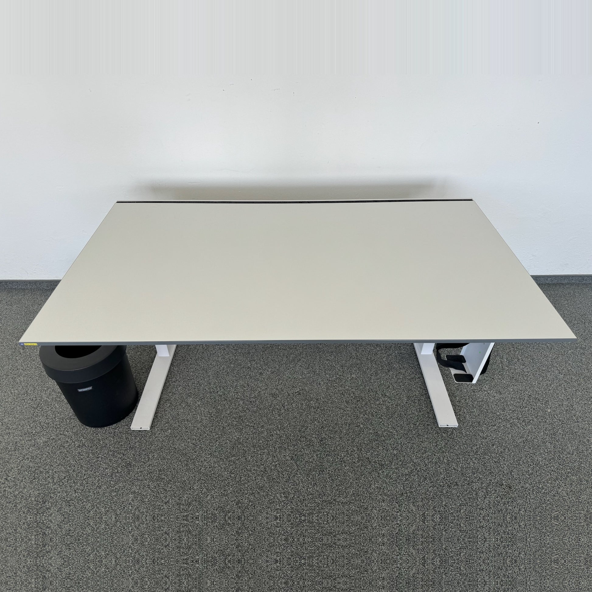 Lista Office LO Extend Schreibtisch von oben