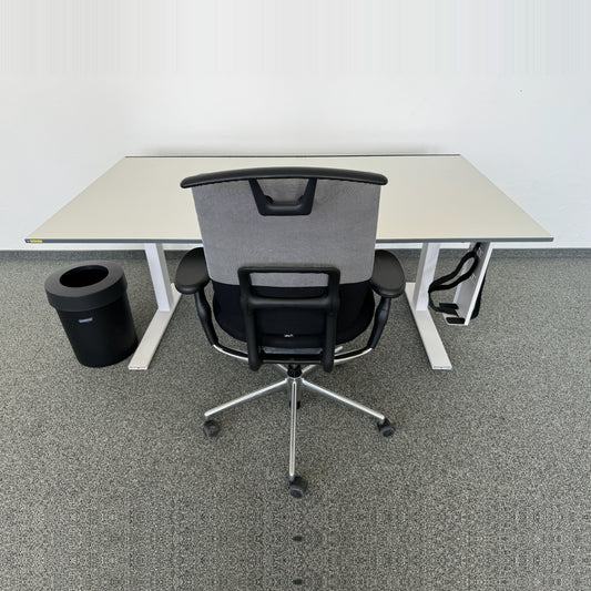 Lista Office LO Extend Schreibtisch mit CPU-Halter, Abfalleimer und Oson Bürodrehstuhl