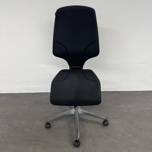 Giroflex G64 Bürodrehstuhl Stoffbezug Schwarz gemustert