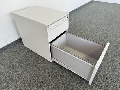 Lista Office Serie L Unterstell-Korpus mit HR-Auszug offen - 6036781