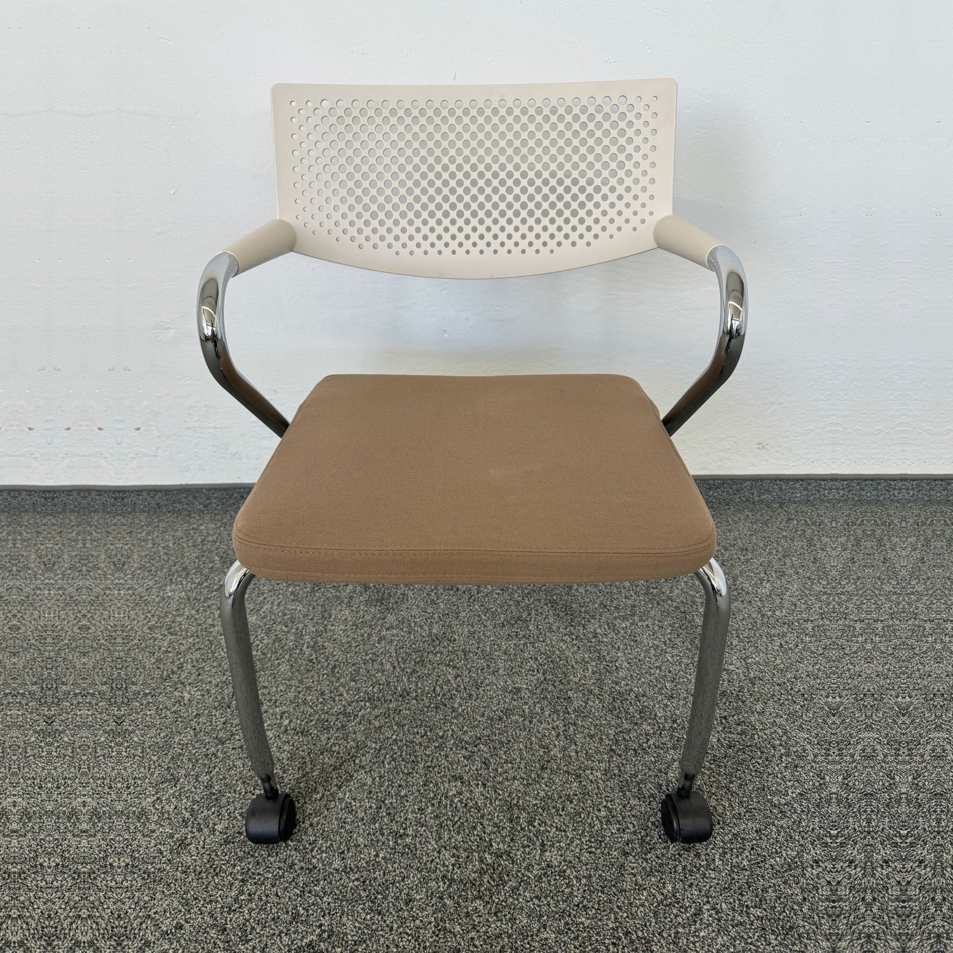 Vitra Visaroll 2 Stuhl Stoffbezug Cognac