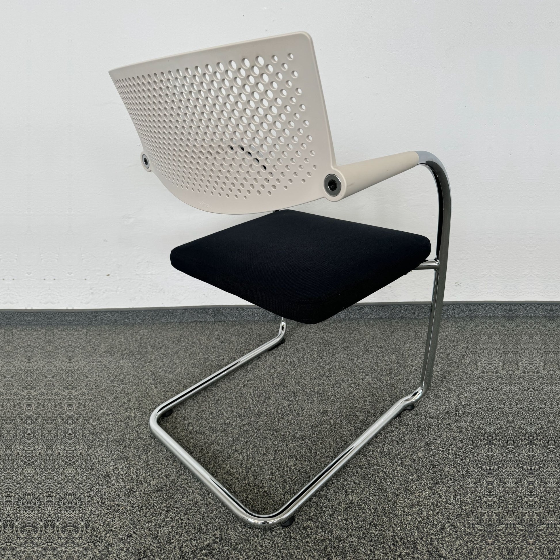 Vitra Visavis 2 Freischwinger mit Rückenlehne