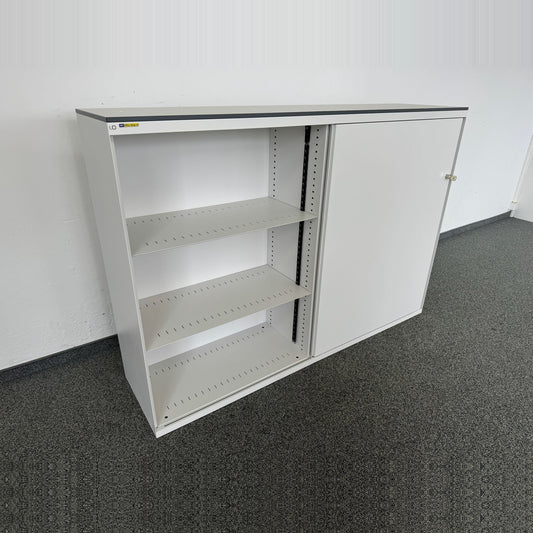 Lista Office Storage Twin Schiebetürschrank