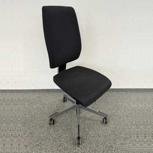 Giroflex G68 Bürodrehstuhl ohne Armlehnen
