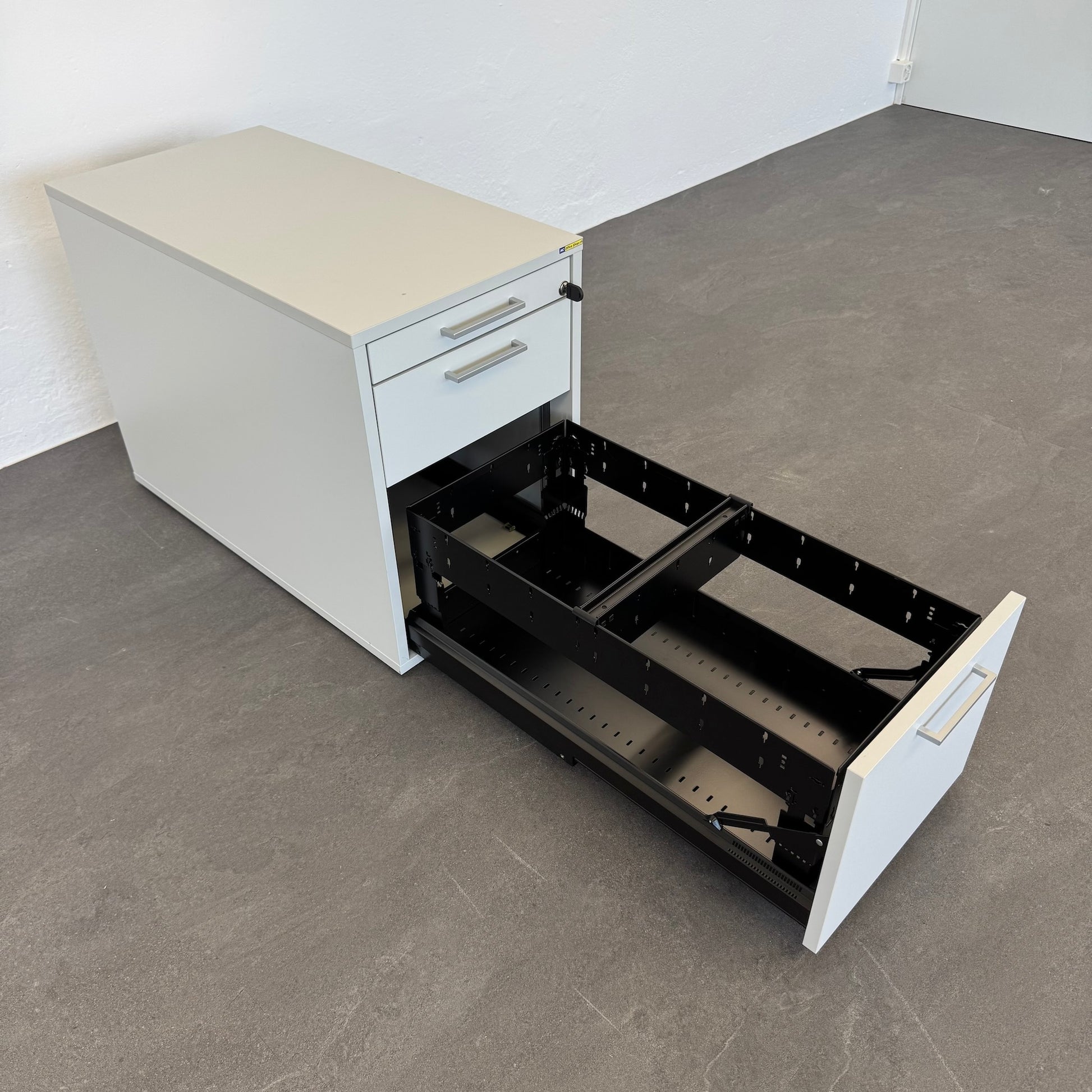 Ergodata V-Max Unterstell-Korpus mit HR-Auszug offen