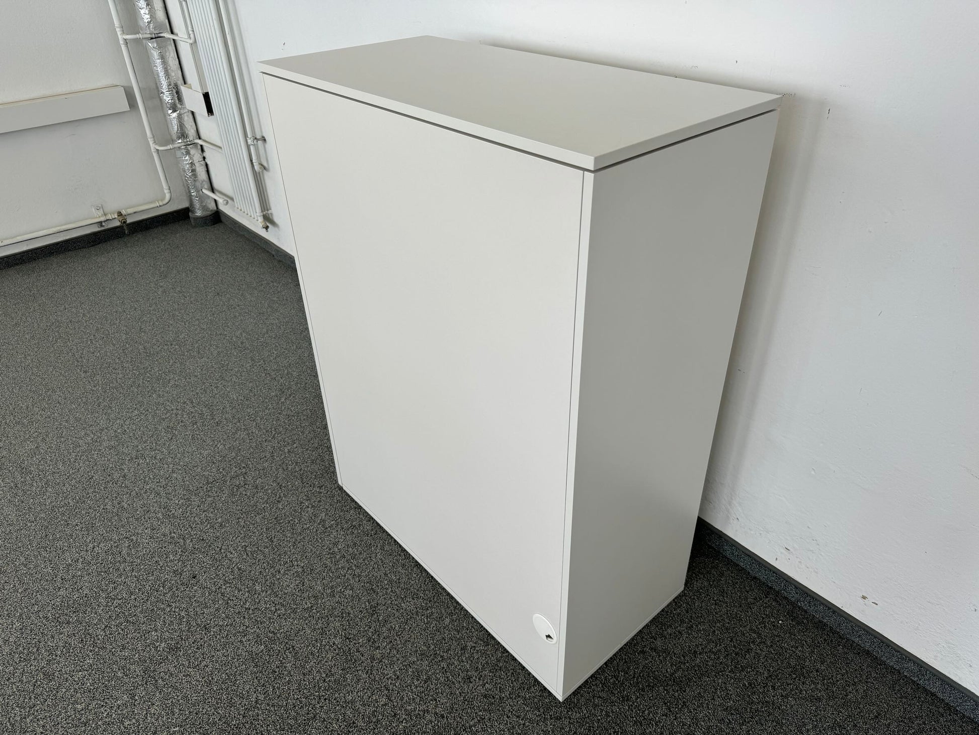 Flexx Apothekerschrank Öffnung Rechts von hinten