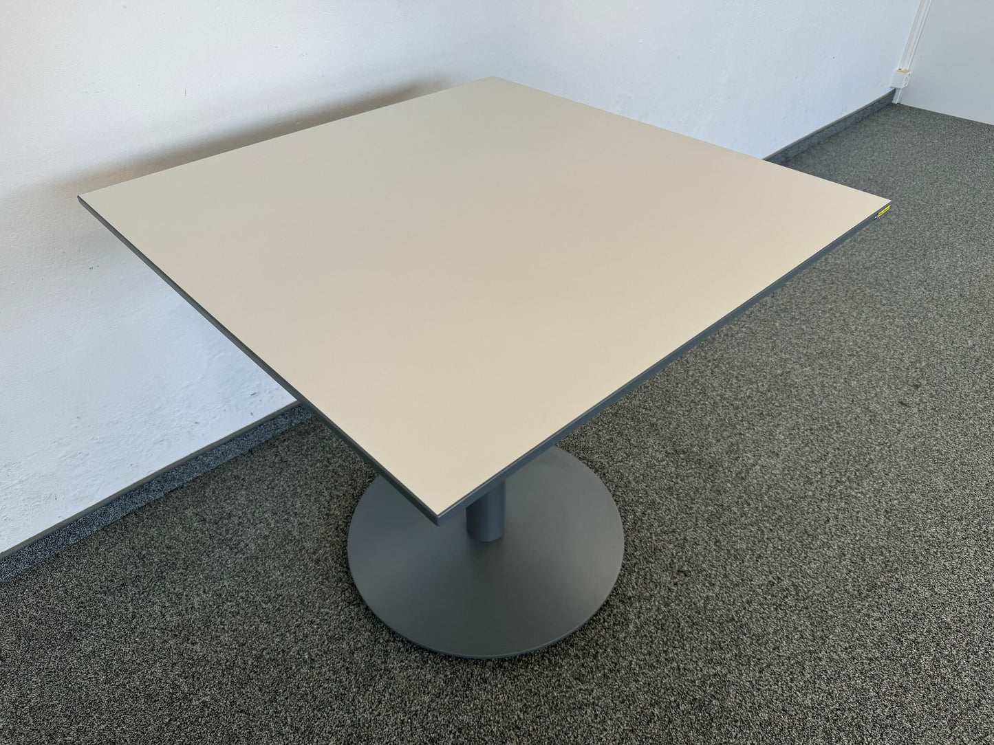 Lista Office Motion Sitzungstisch 800x800mm