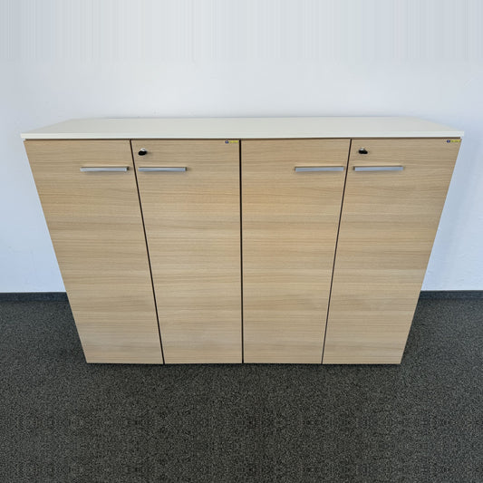 Echo Doppel-Flügeltür-Aktenschrank aus Spanplatte in Eichendekor