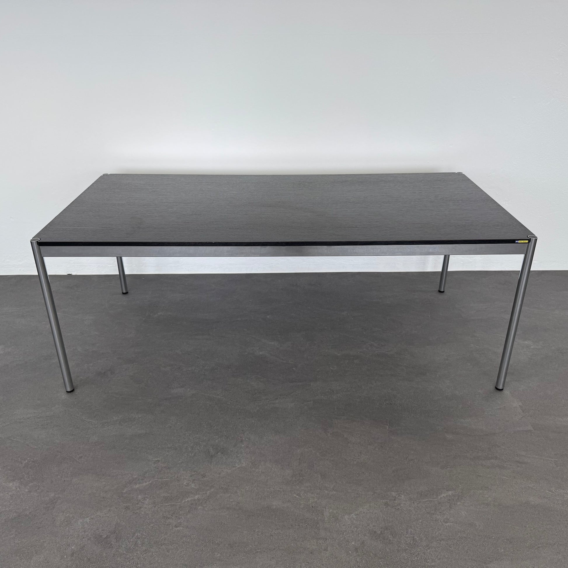 USM Haller Classic Schreibtisch 2000 x 1000 mm