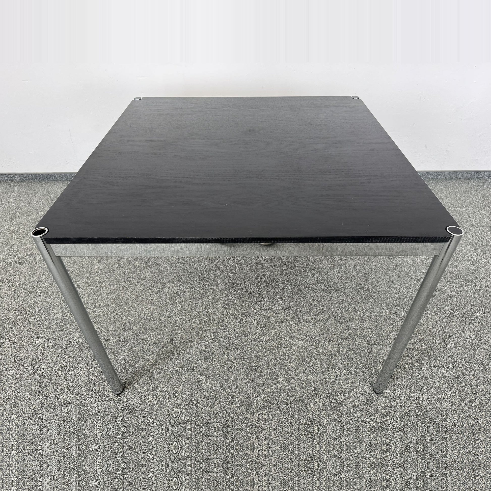 USM Haller Classic Sitzungstisch 1000 x 1000 mm