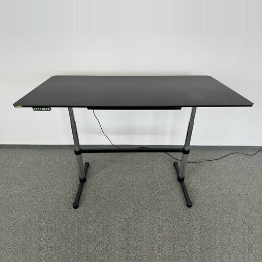 USM-Haller Kitos-E Sitz-Steh-Tisch Tischplatte Linoleum Schwarz
