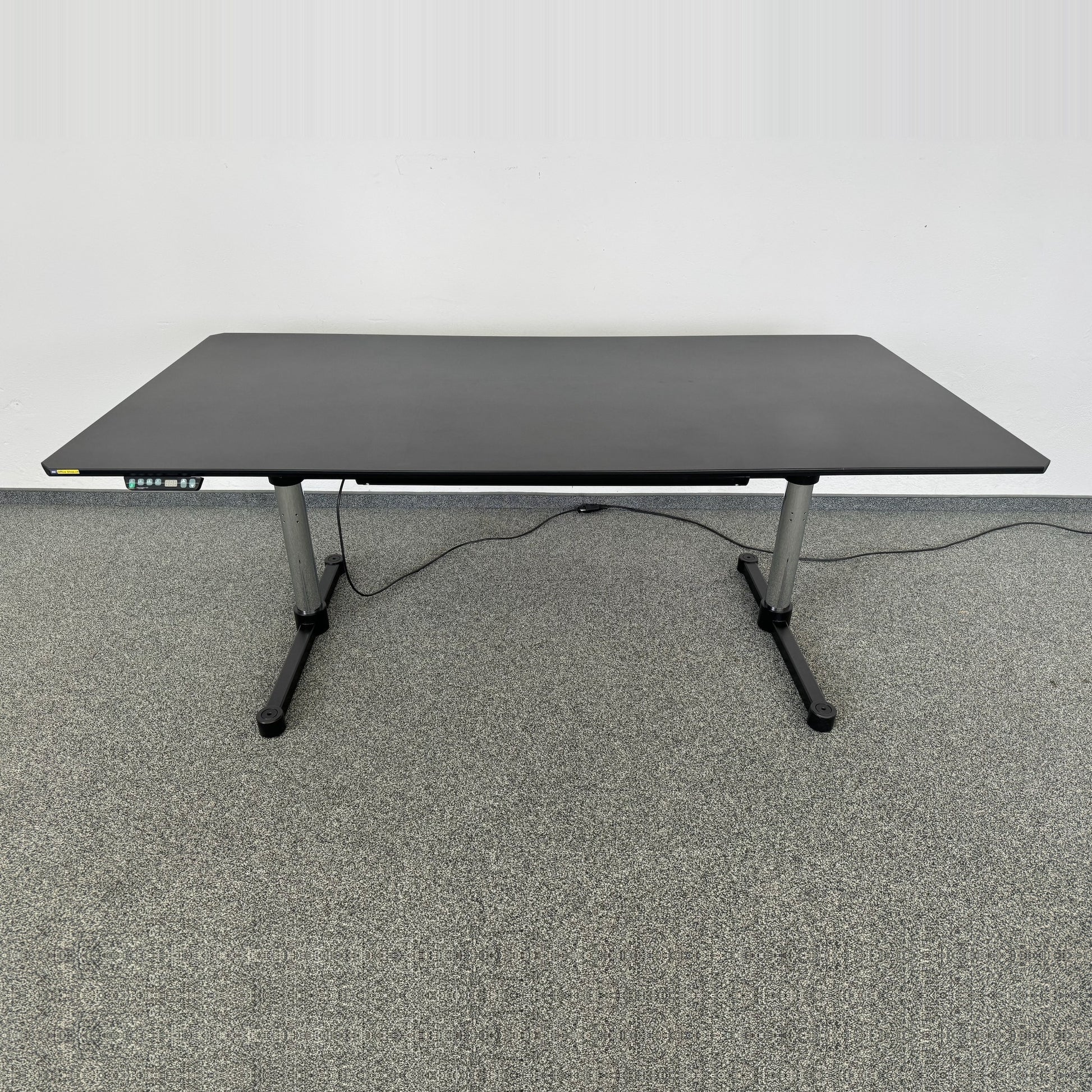 USM-Haller Kitos-E Sitz-Steh-Tisch 1795x895mm