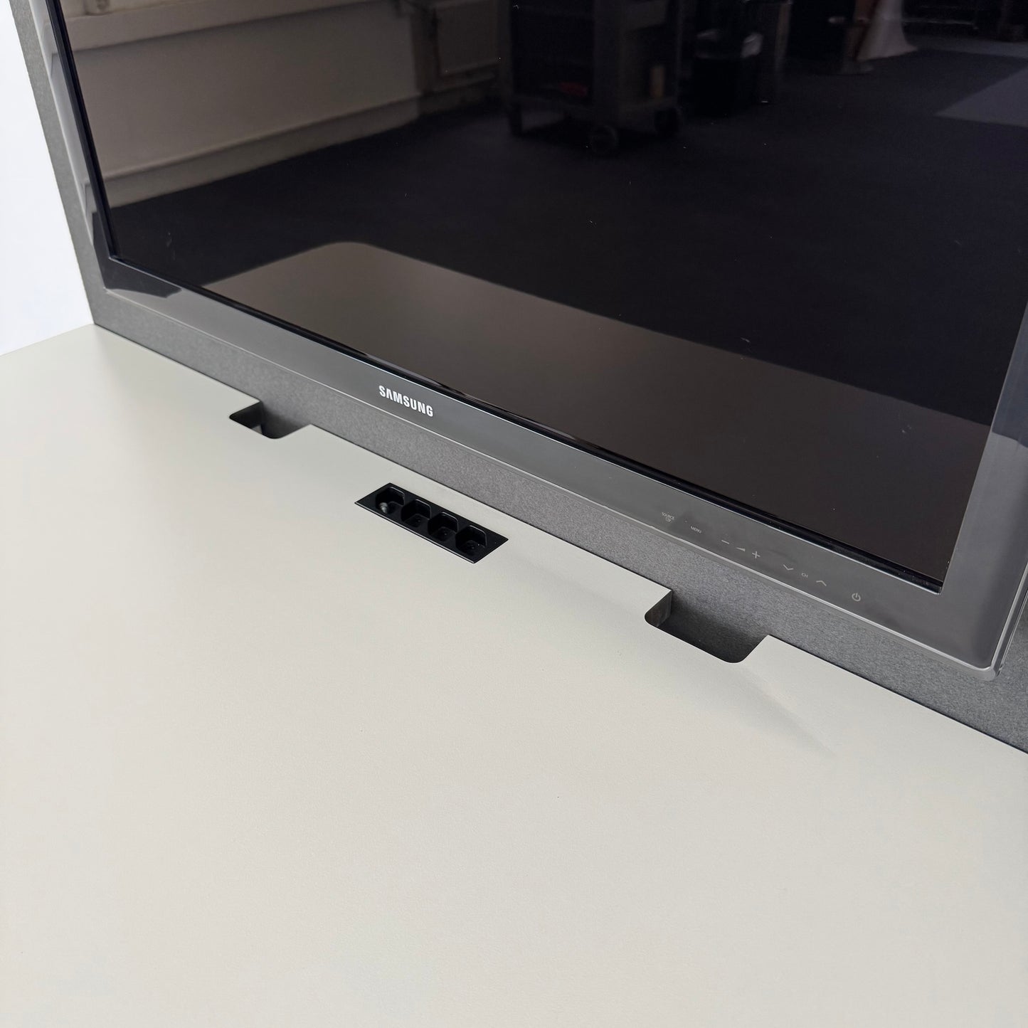 Lista Office Workstation Schreibtisch inklusive Monitor