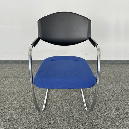 Giroflex G16 Freischwinger Stoffbezug blau gemustert - 6037187
