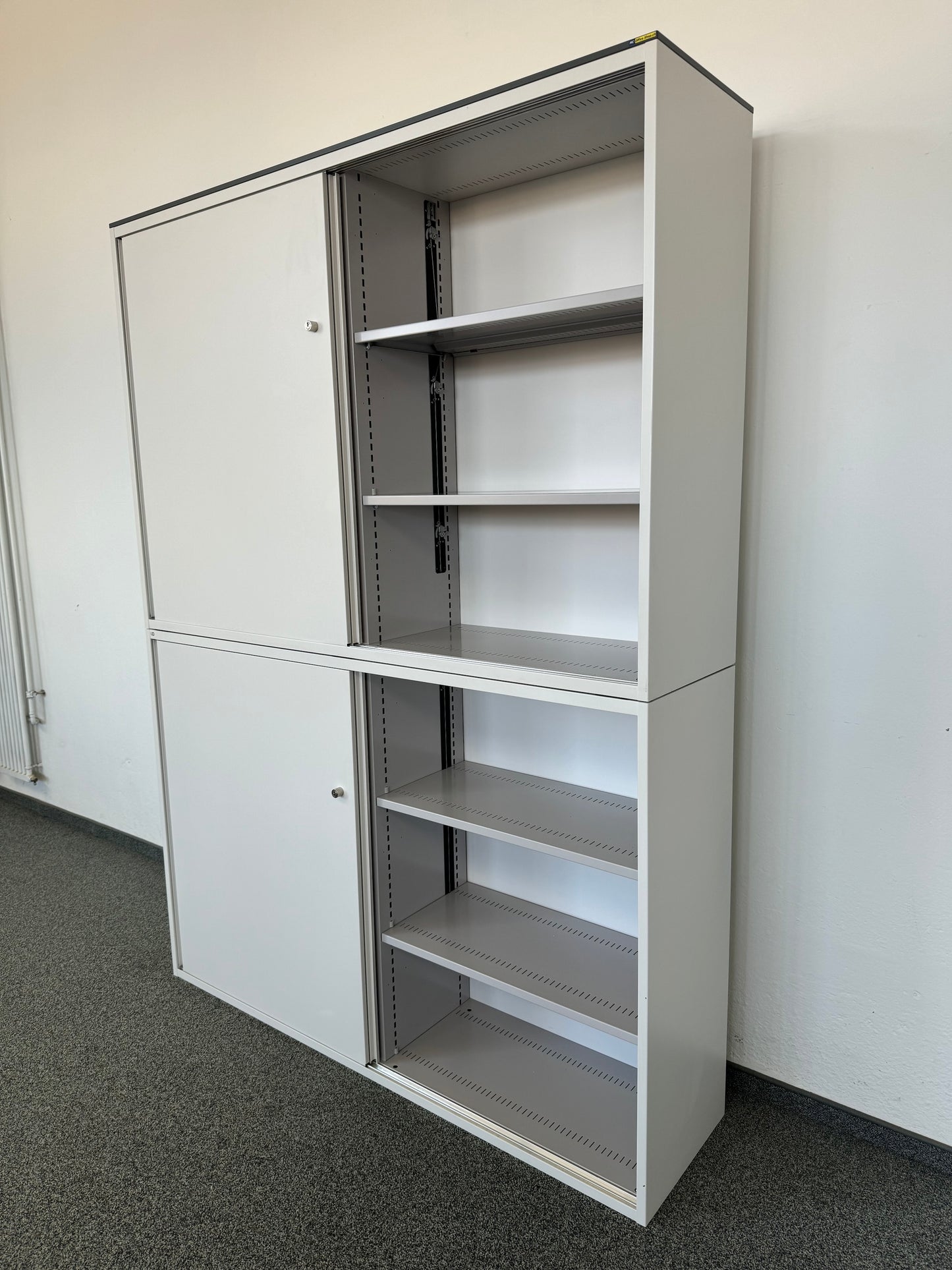 Lista Office LO Storage Schiebetür-Aktenschrank