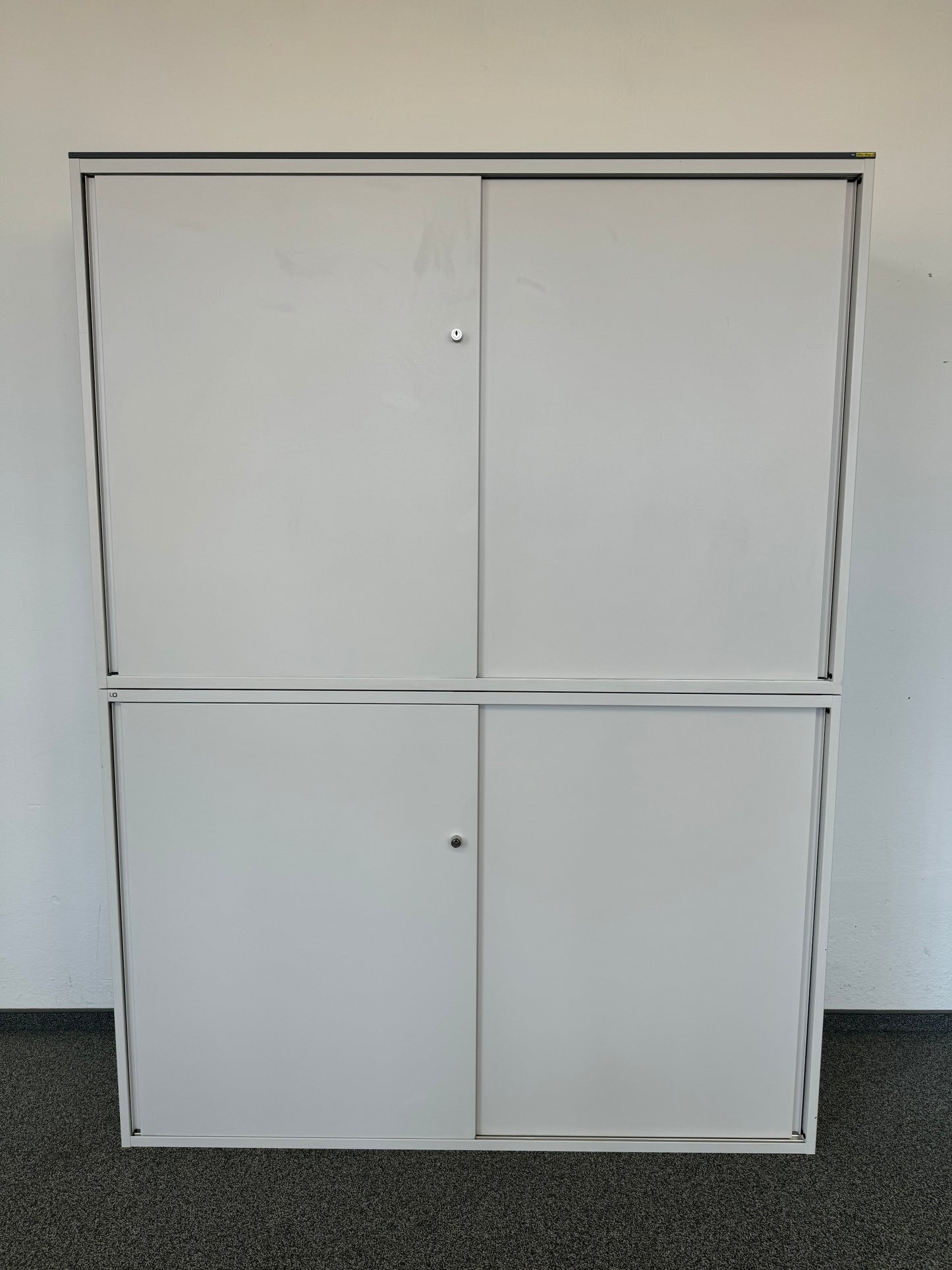 Lista Office LO Storage Schiebetür-Aktenschrank