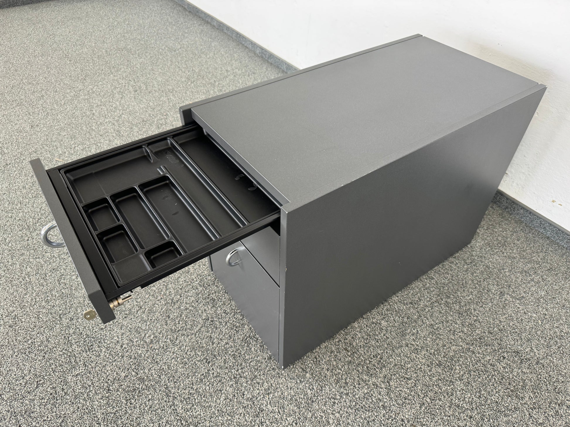 Ergodata Classic Unterstell-Korpus mit Materialschale
