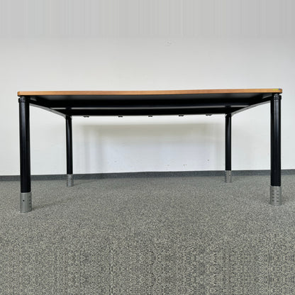 Steelcase Quadrino Sitzungstisch von unten - 6037250